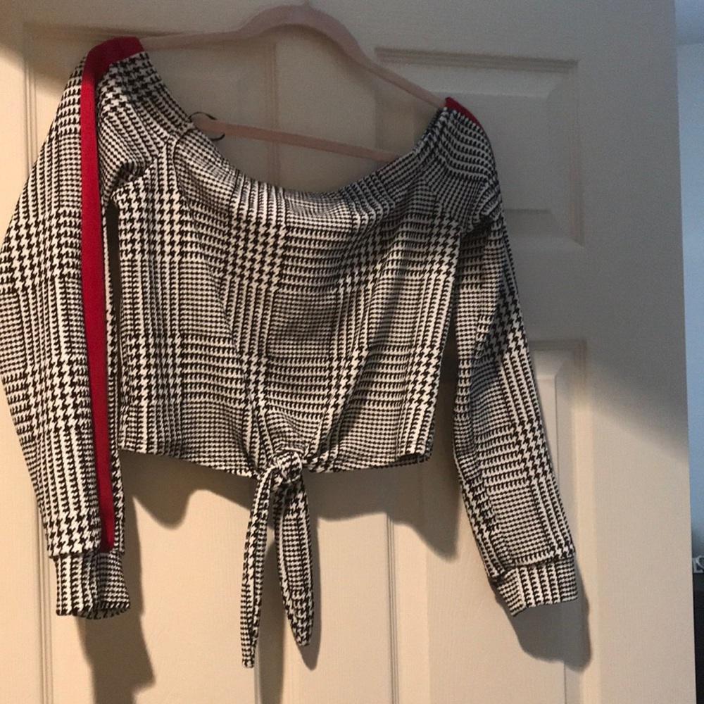 Crop off the shoulder shirt